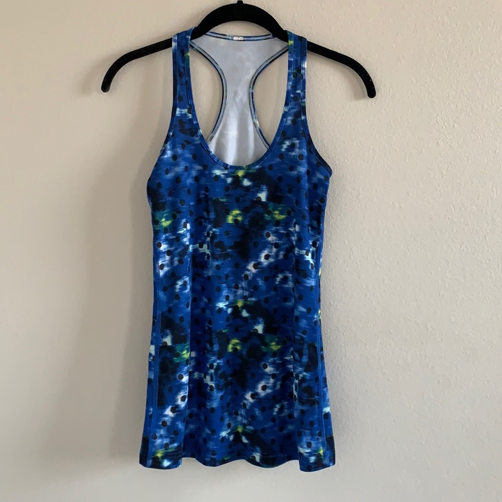 Lululemon tank